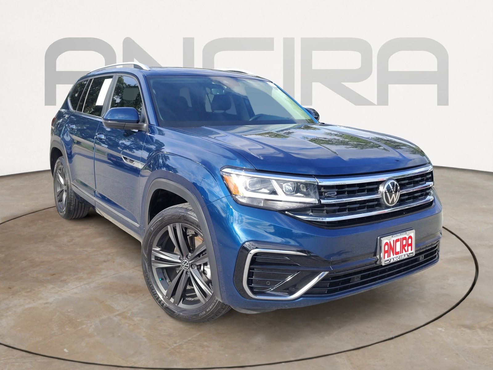 Used 2022 Volkswagen Atlas SEL R-Line AWD/4WD image 6