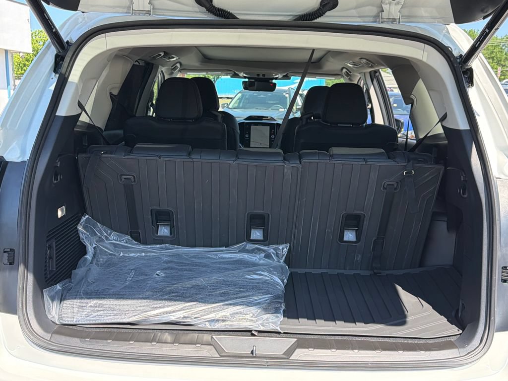 Certified 2025 Subaru Ascent Limited AWD/4WD image 13