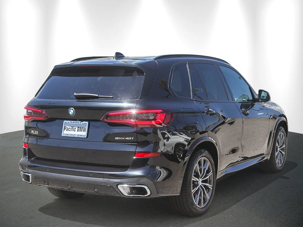 Used 2023 BMW X5 sDrive40i w/ M Sport Package RWD image 6