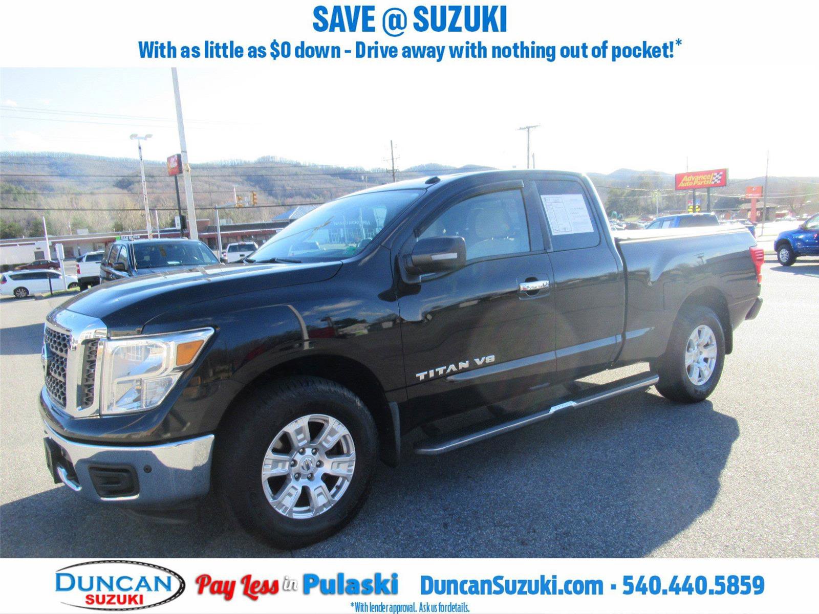 Used 2018 Nissan Titan SV w/ SV Convenience Package AWD/4WD image 10