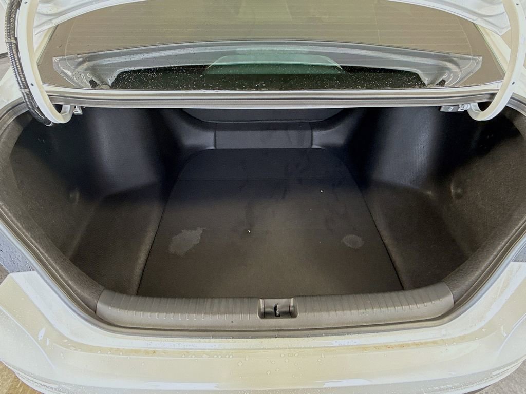 New 2026 Honda Accord LX image 23