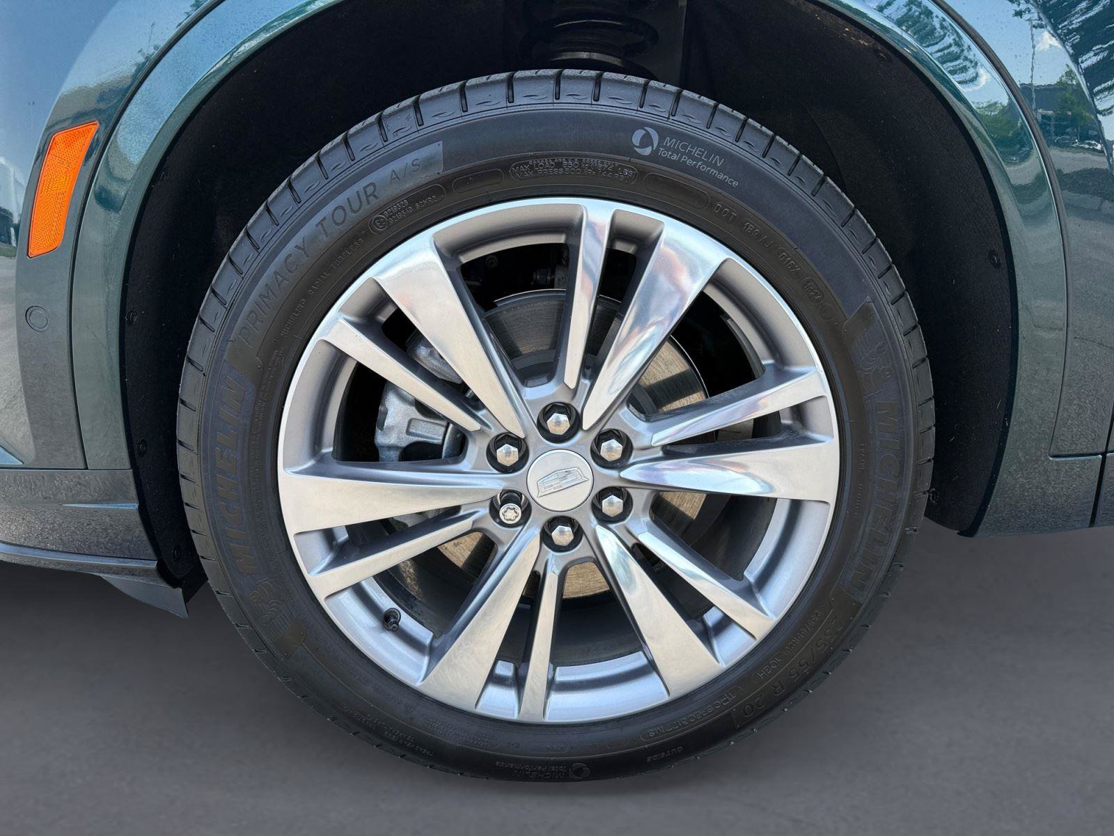Used 2024 Cadillac XT6 Premium Luxury w/ Platinum Package AWD/4WD image 13