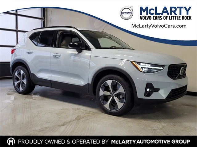 New 2026 Volvo XC40 B5 Plus w/ Protection Package Premier