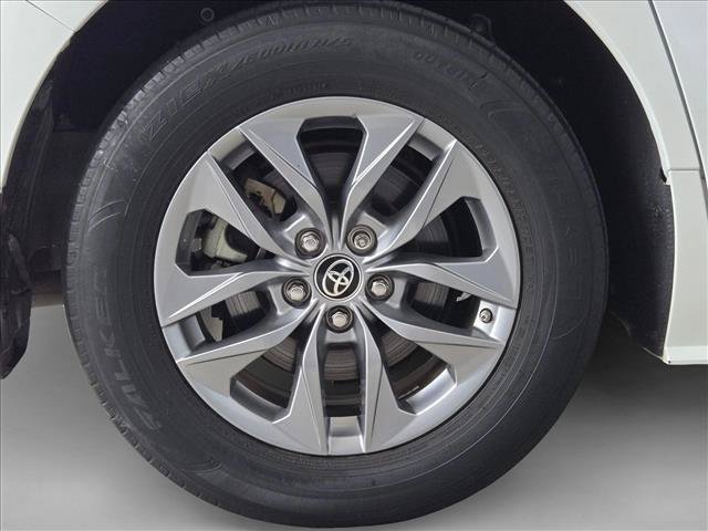 Used 2022 Toyota Sienna XLE FWD image 25