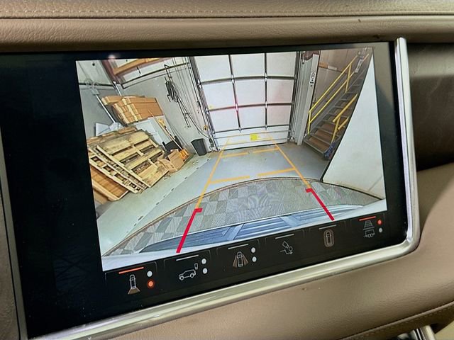 Used 2024 GMC Yukon Denali w/ Denali Reserve Package image 15