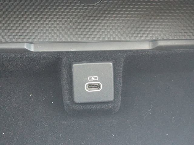Used 2025 Land Rover Range Rover Autobiography AWD/4WD image 24