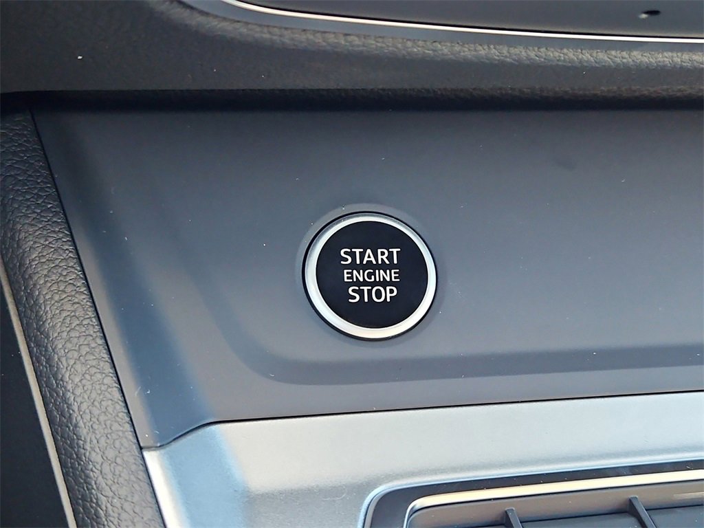 New 2025 Audi Q3 2.0T Premium image 14