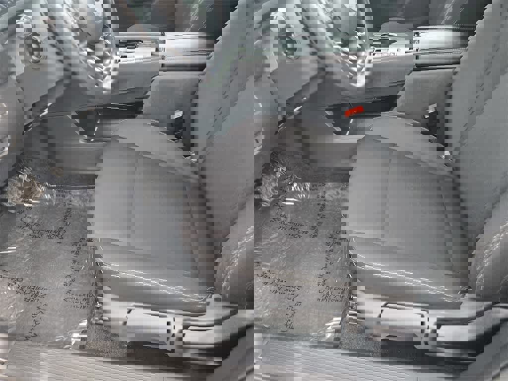 Used 2024 Nissan Rogue S image 17