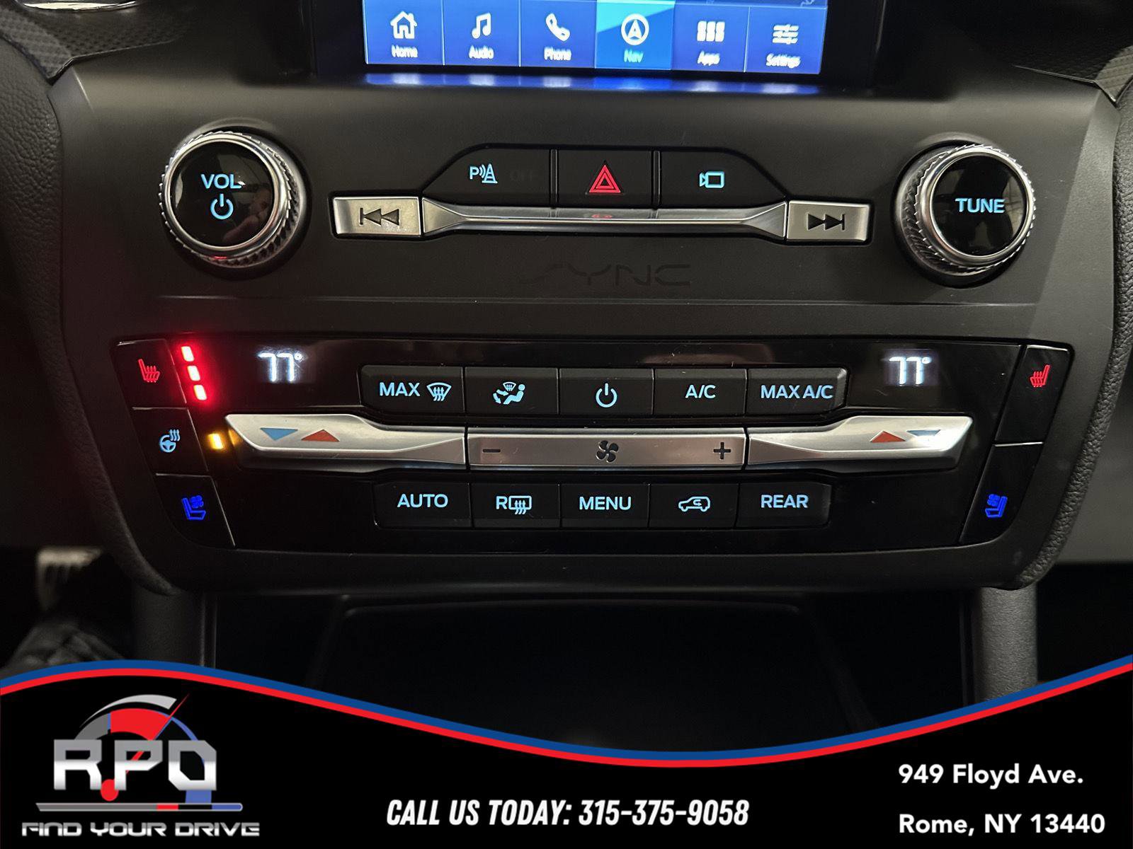 Used 2020 Ford Explorer ST w/ Premium Technology Package image 27