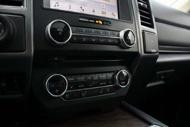 Used 2018 Ford Expedition Max Platinum image 7