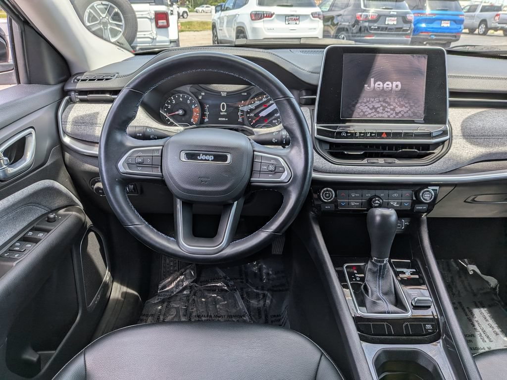 Used 2022 Jeep Compass Latitude w/ Convenience Group AWD/4WD image 24