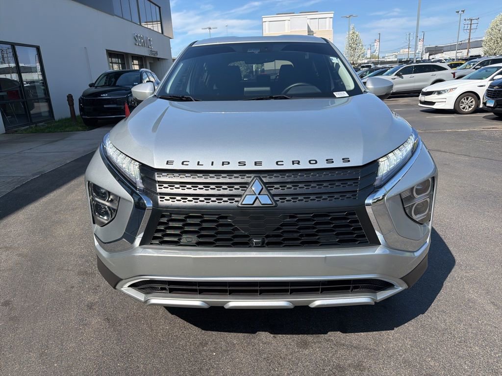 Used 2023 Mitsubishi Eclipse Cross SEL image 3