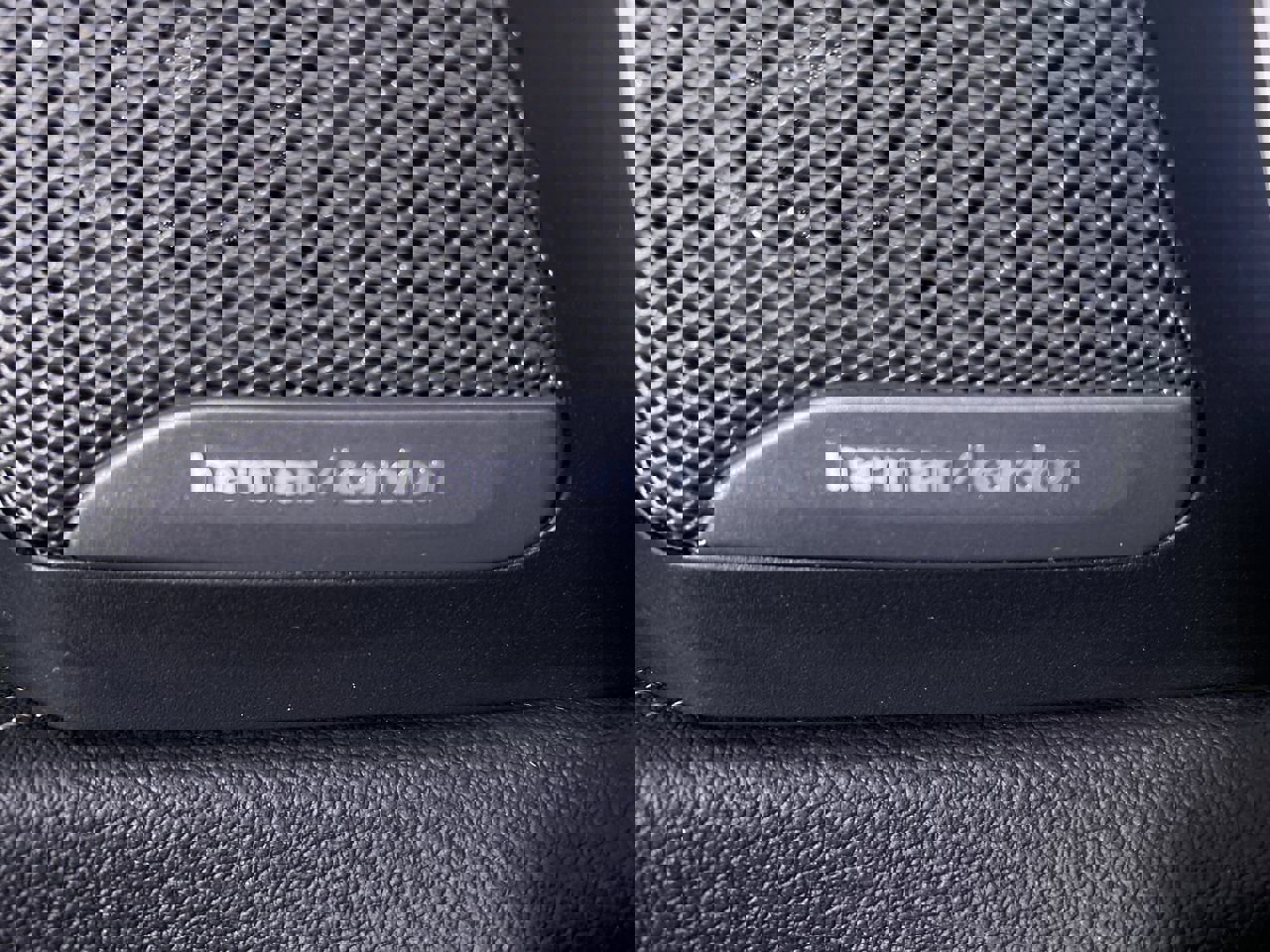 Used 2021 BMW X7 M50i w/ Executive Package image 14