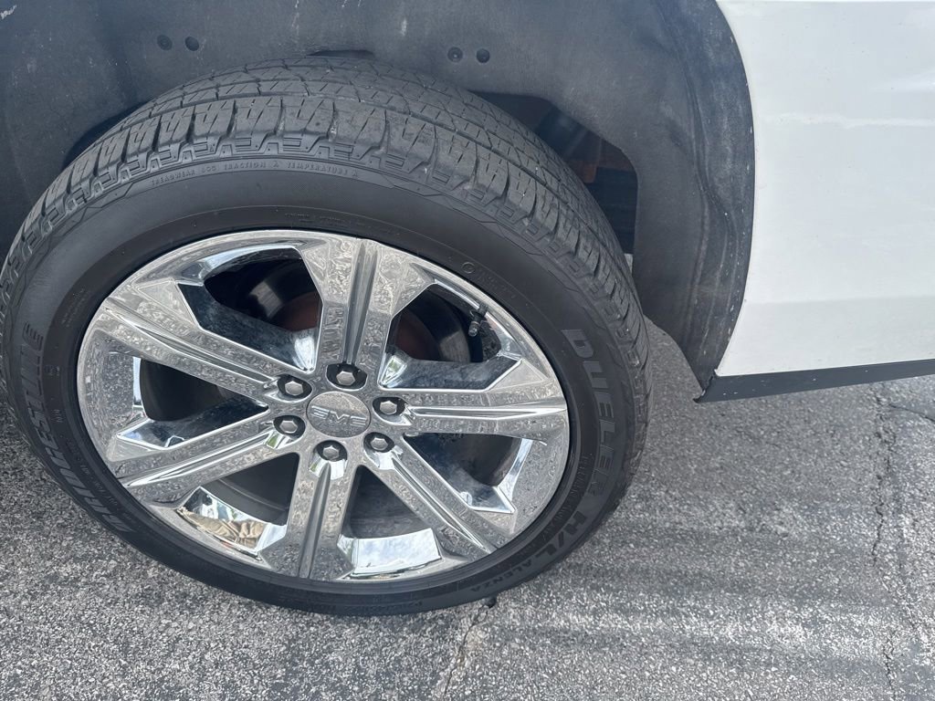 Used 2018 GMC Yukon SLT w/ Open Road Package AWD/4WD image 45