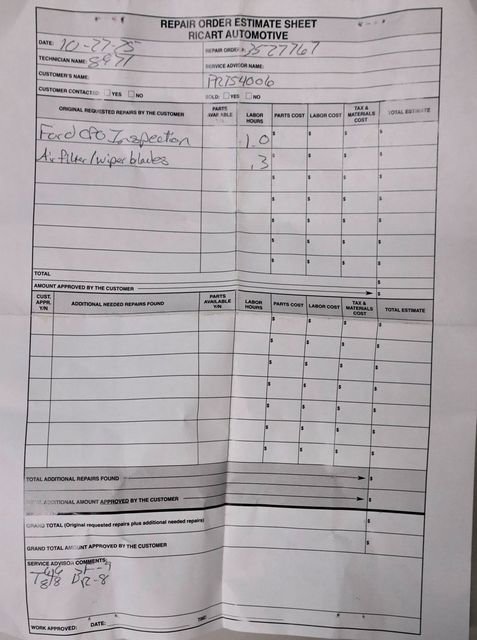 Used 2025 Cadillac XT4 Premium Luxury w/ Cold Weather Package image 5