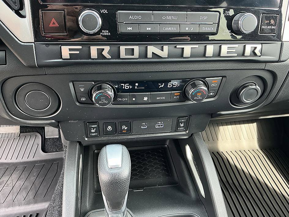 Certified 2025 Nissan Frontier SV w/ SV Convenience Package image 18