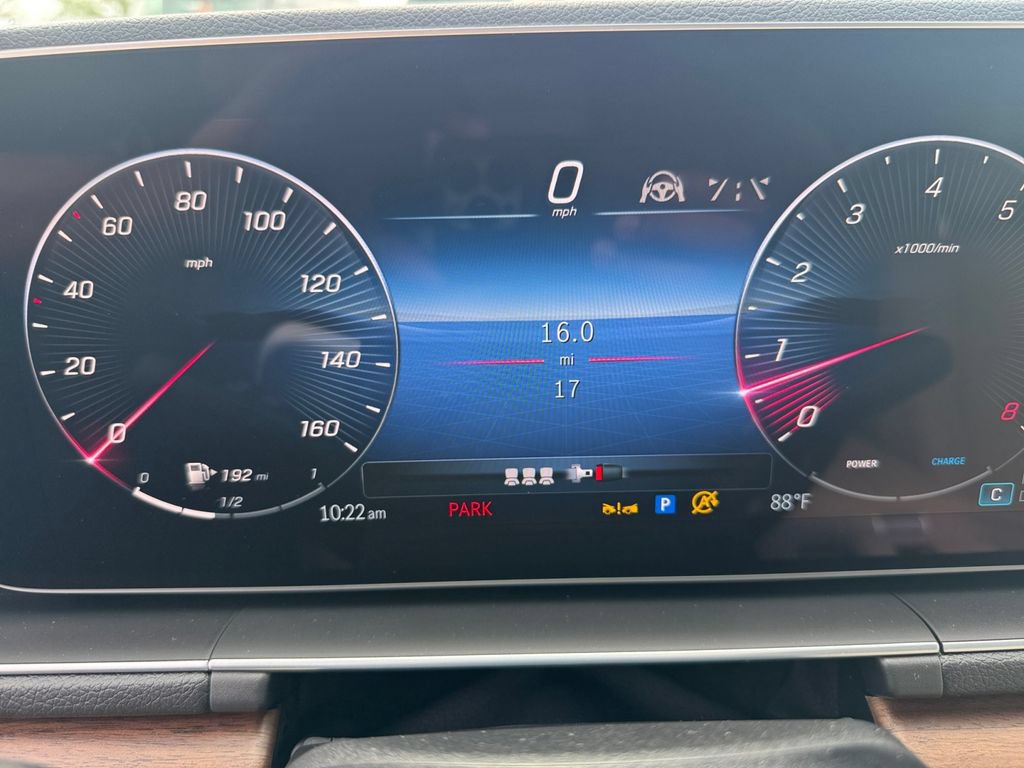Used 2025 Mercedes-Benz GLE 350 4MATIC image 10