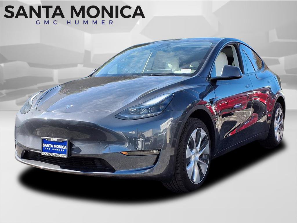 Used 2023 Tesla Model Y 2WD image 1