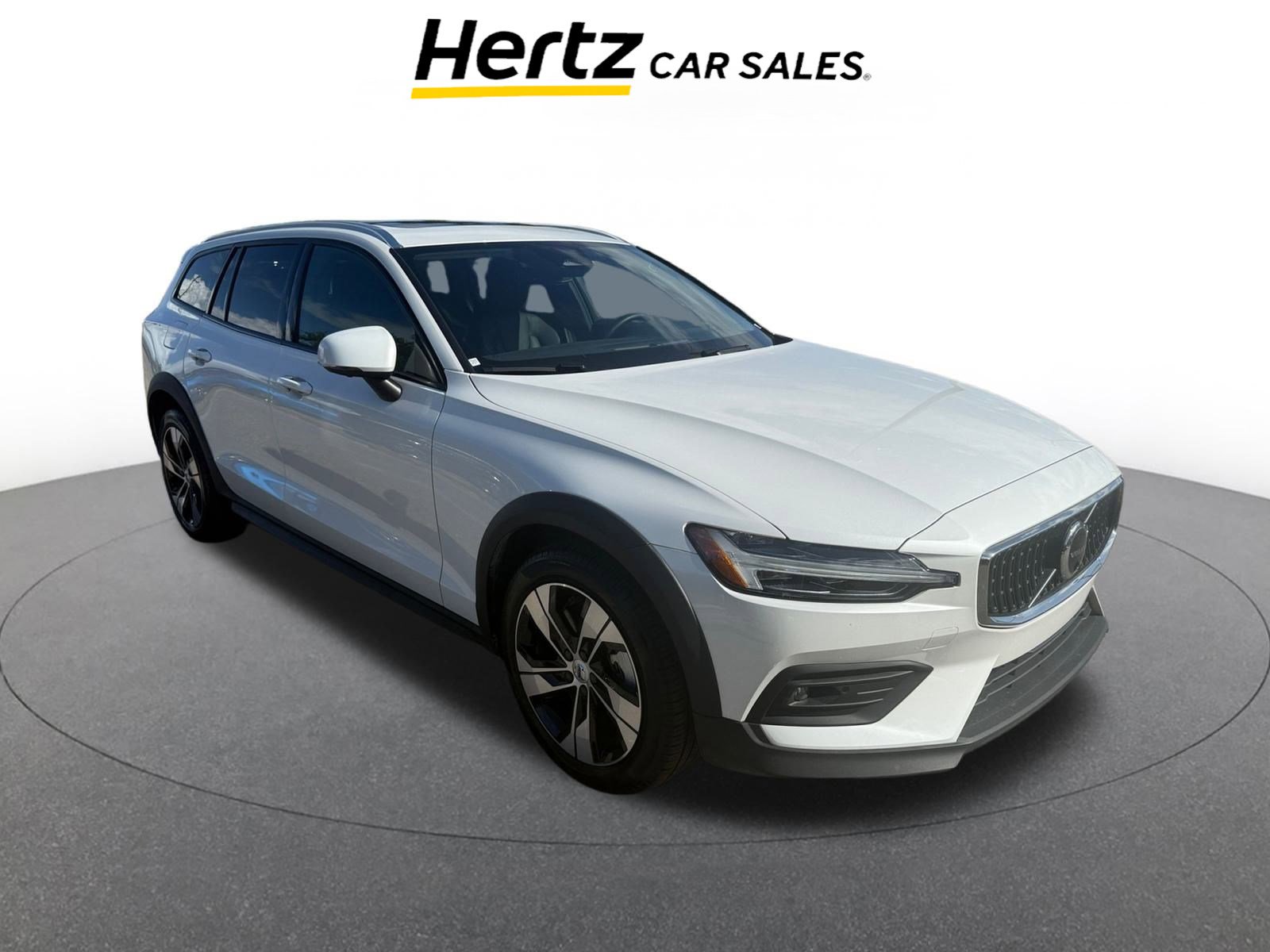 Used 2025 Volvo V60 B5 Cross Country Plus