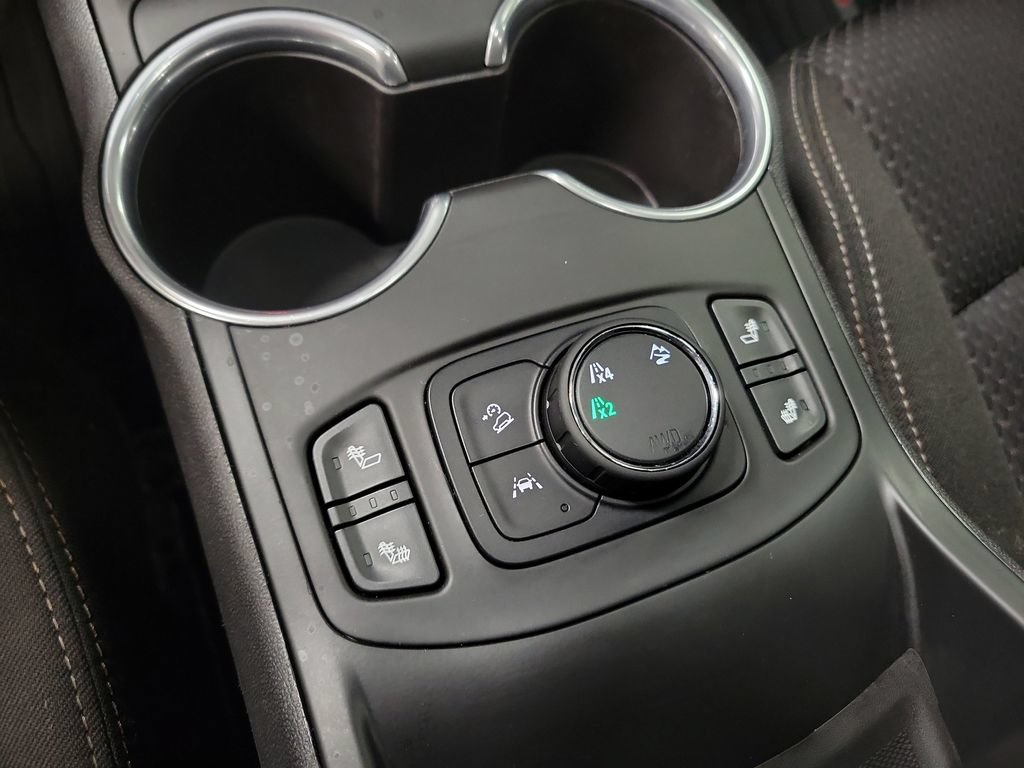 Used 2022 GMC Terrain SLE w/ Driver Convenience Package AWD/4WD image 15