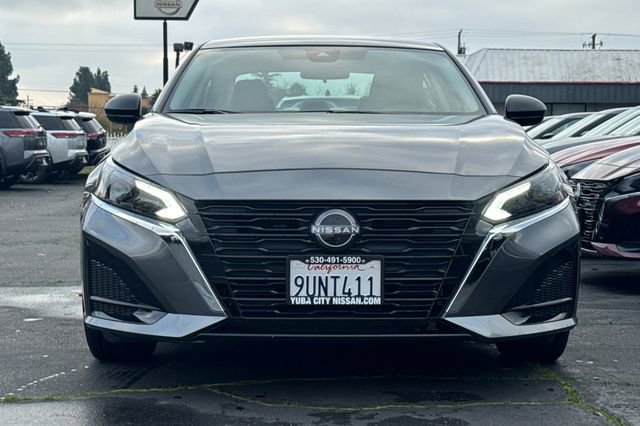 Used 2025 Nissan Altima 2.5 S image 9