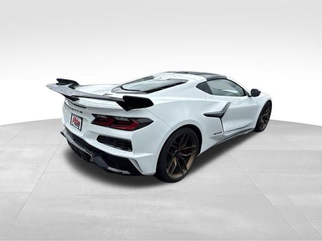 Used 2026 Chevrolet Corvette Z06 RWD image 4