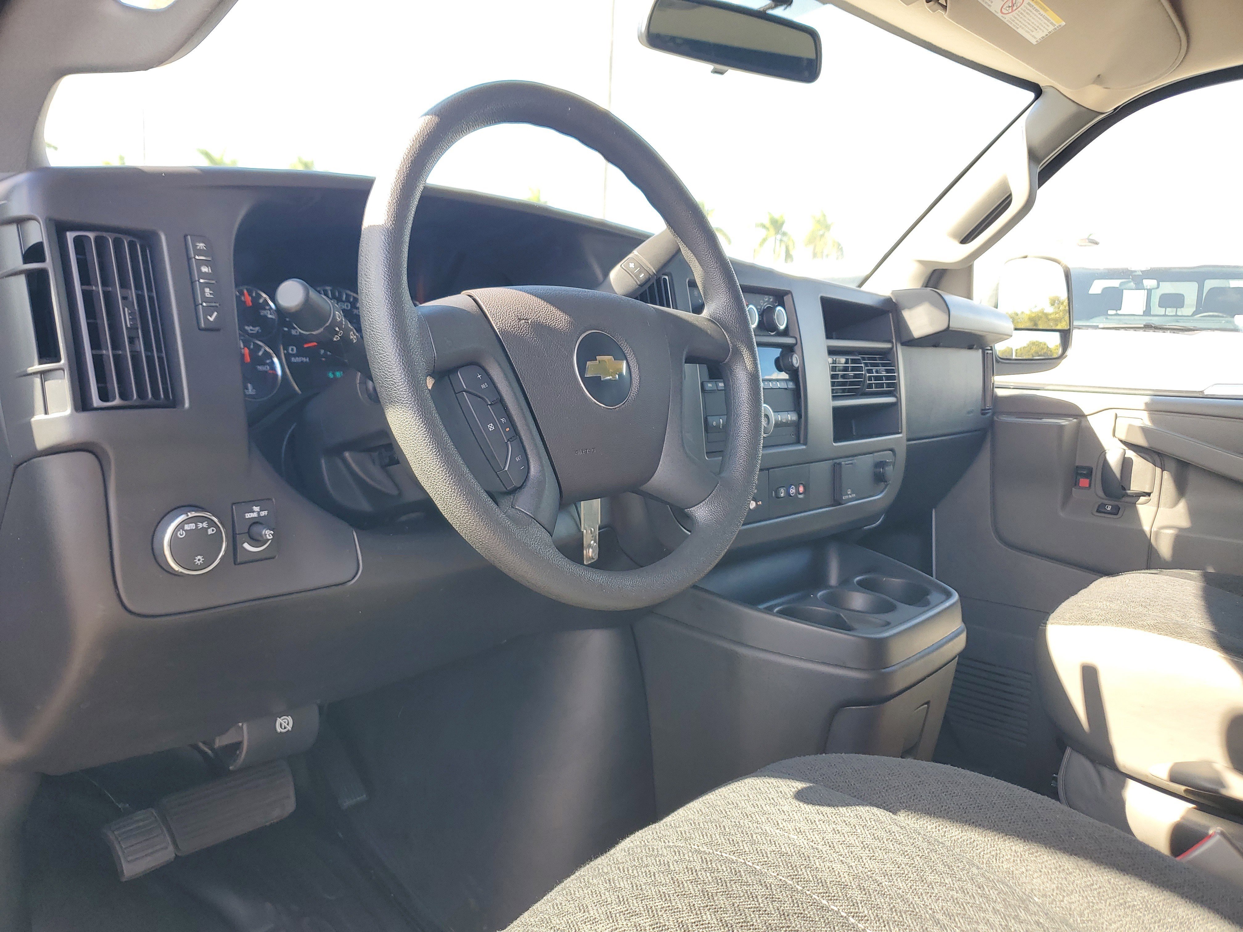 Used 2024 Chevrolet Express 2500 w/ Driver Convenience Package image 9