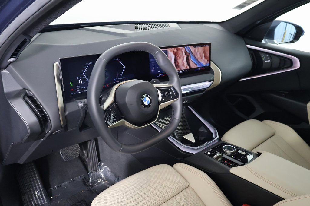 Used 2025 BMW X3 xDrive30i w/ Convenience Package image 7