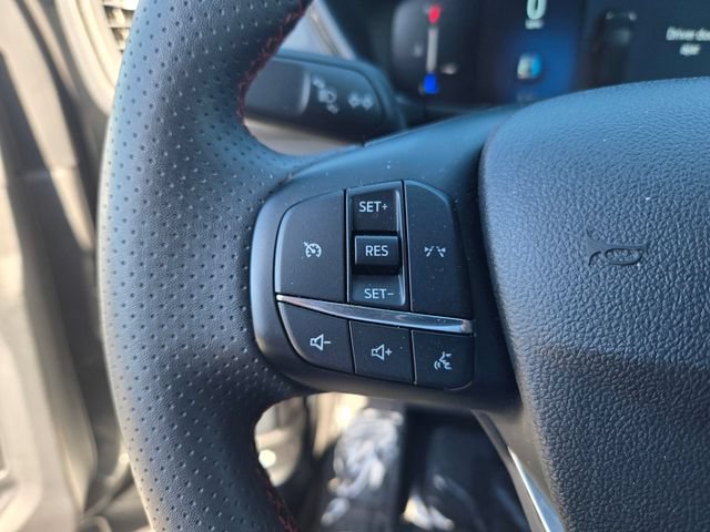 Used 2025 Ford Escape ST-Line AWD/4WD image 19