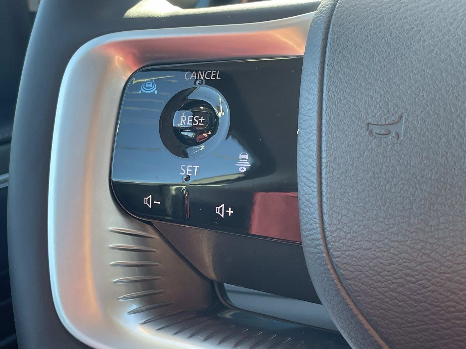 Certified 2025 INFINITI QX80 Pure image 25