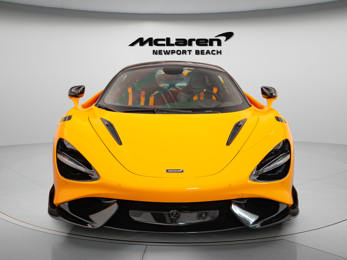 Used 2021 McLaren 765LT RWD image 2