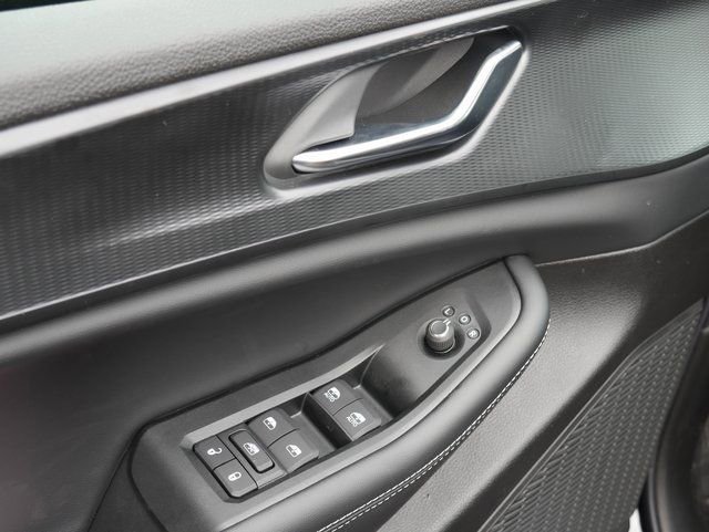 New 2025 Jeep Grand Cherokee L Altitude AWD/4WD image 16