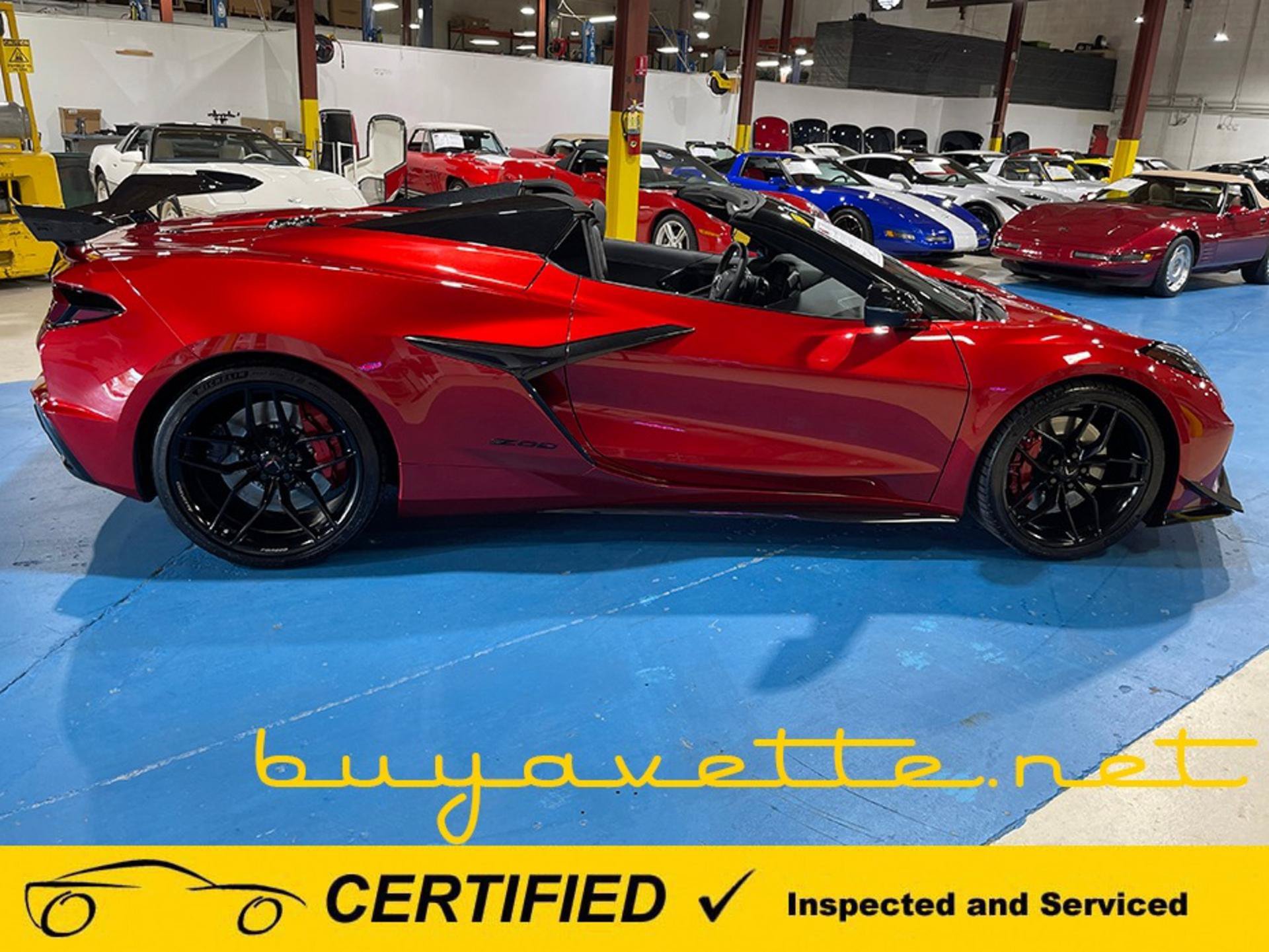 Used 2025 Chevrolet Corvette Z06 w/ Stealth Interior Trim Package RWD image 9