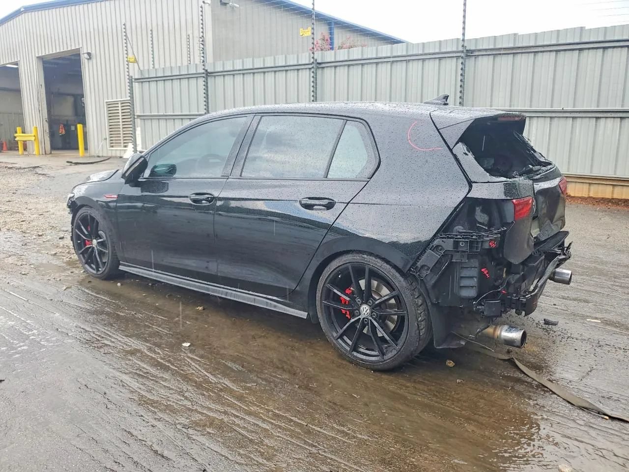 Used 2024 Volkswagen GTI SE FWD image 4