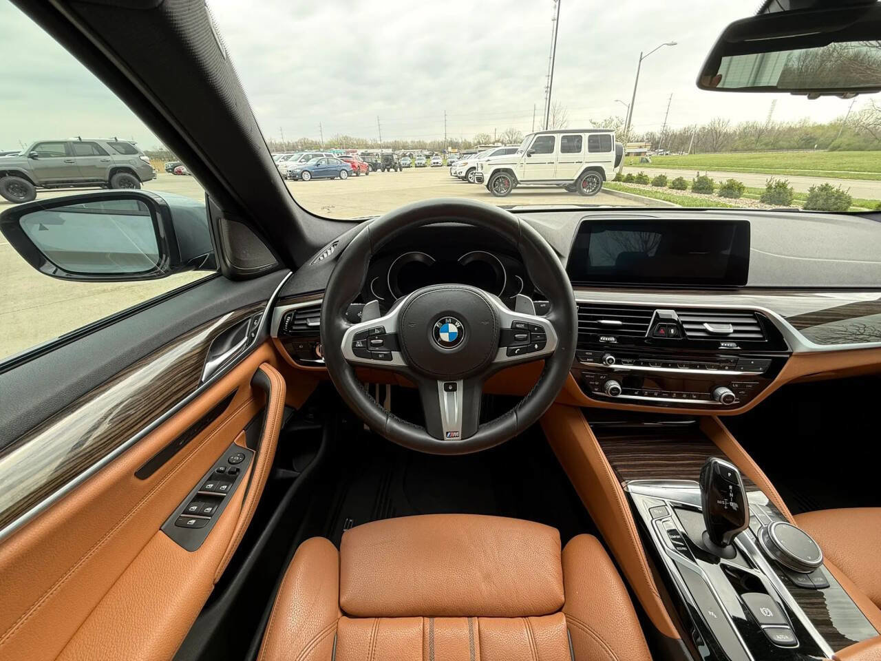 Used 2019 BMW 530i xDrive w/ M Sport Package image 16