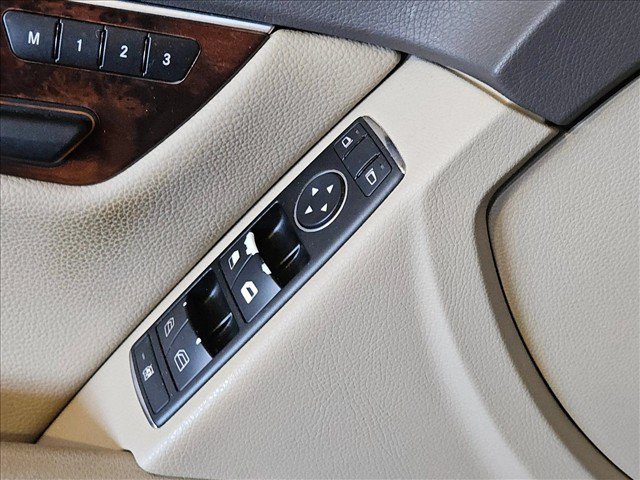 Used 2013 Mercedes-Benz C 250 Sedan image 8