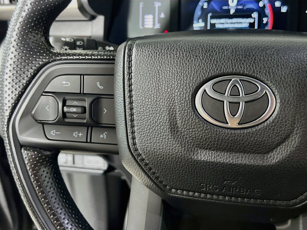 Used 2026 Toyota Tacoma SR5 AWD/4WD image 15