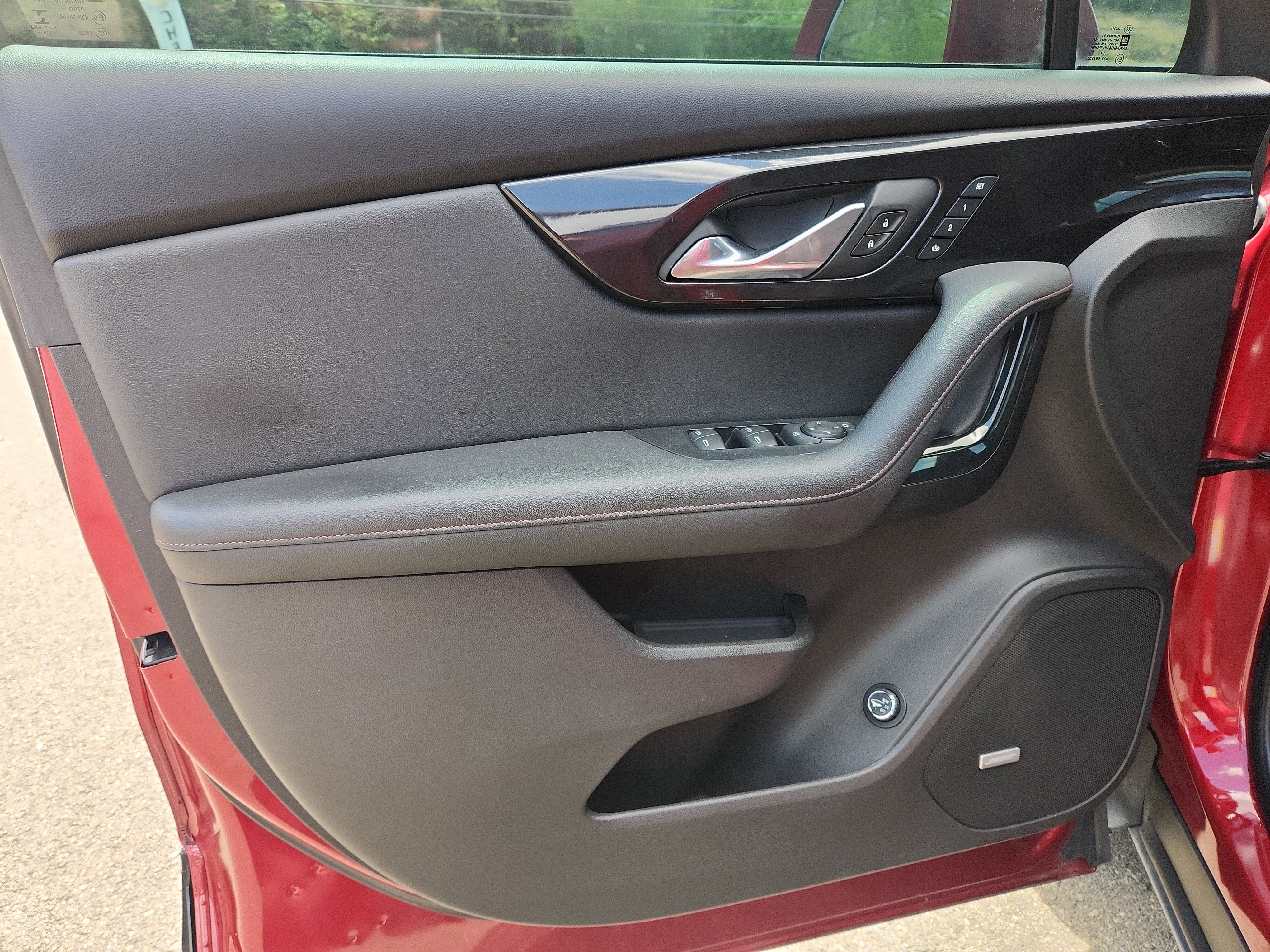 Used 2019 Chevrolet Blazer RS FWD image 21