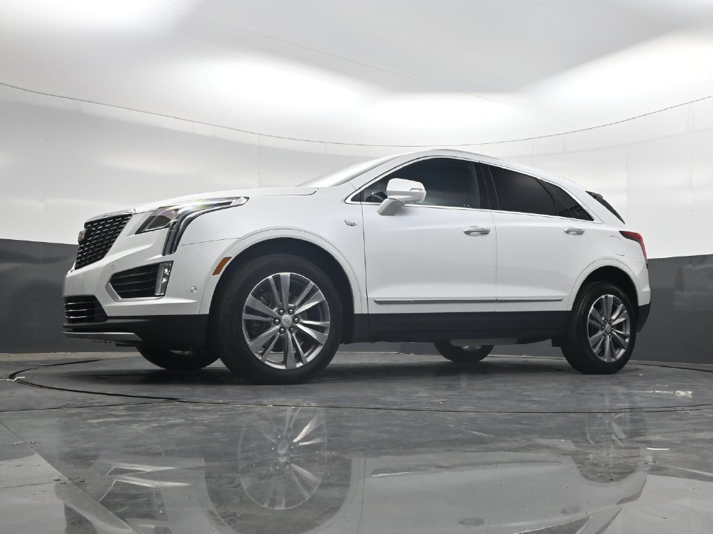 Used 2024 Cadillac XT5 Premium Luxury w/ Technology Package FWD image 30