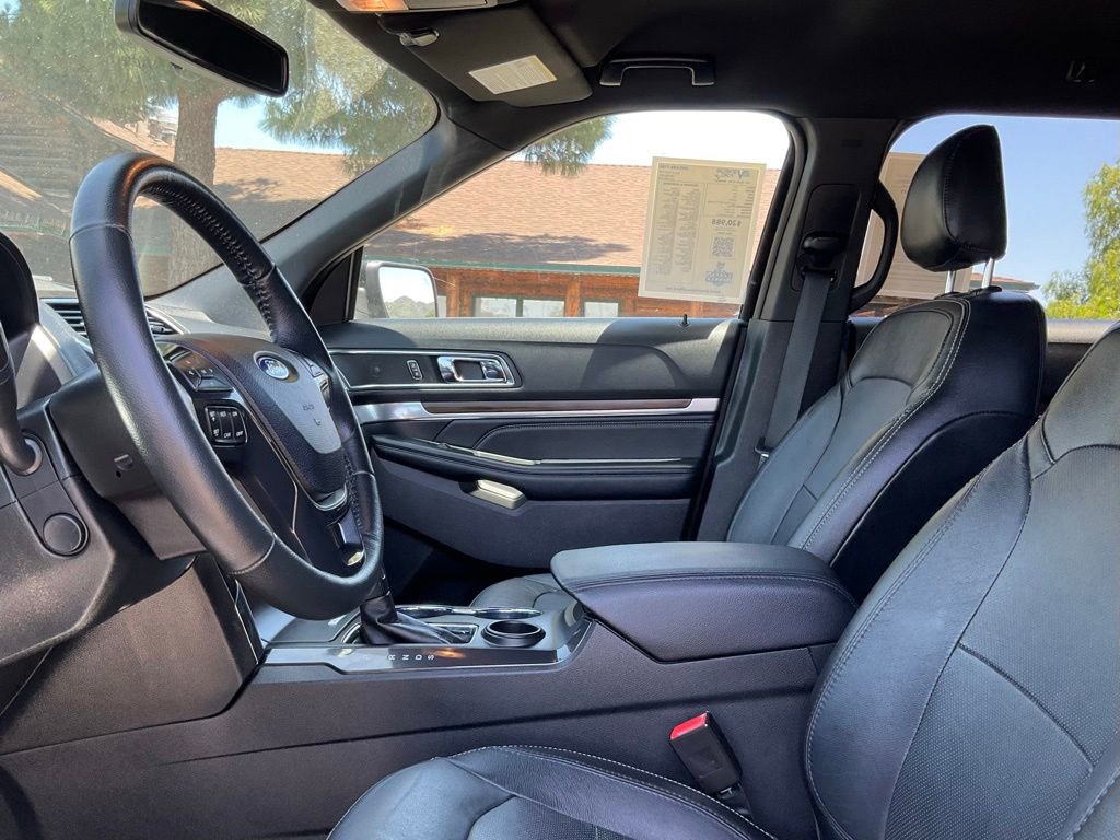 Used 2019 Ford Explorer Limited w/ Class III Trailer Tow Package FWD image 38