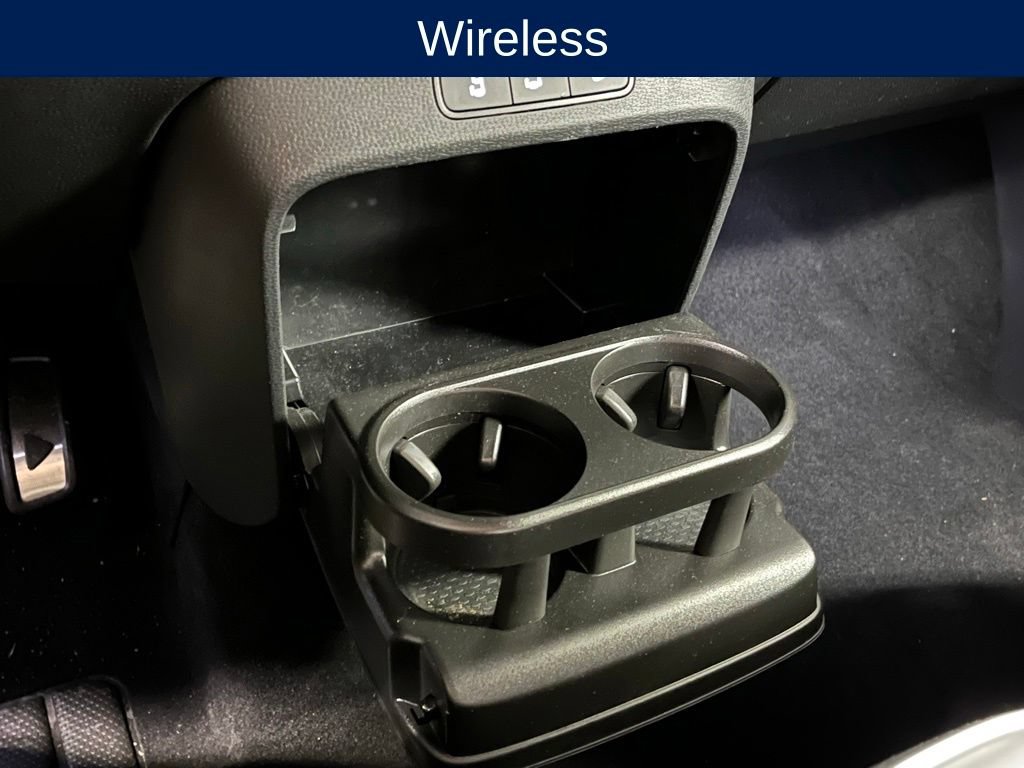 Certified 2025 Volkswagen ID. Buzz Pro S RWD image 11