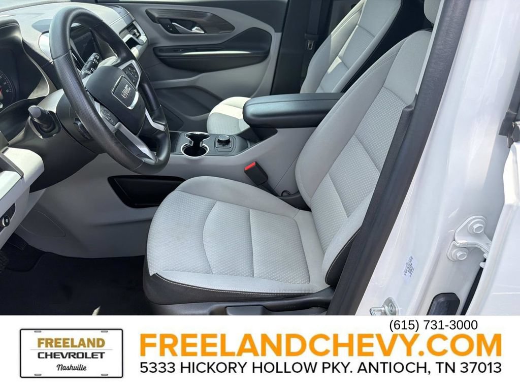 Used 2024 GMC Terrain SLE AWD/4WD image 22