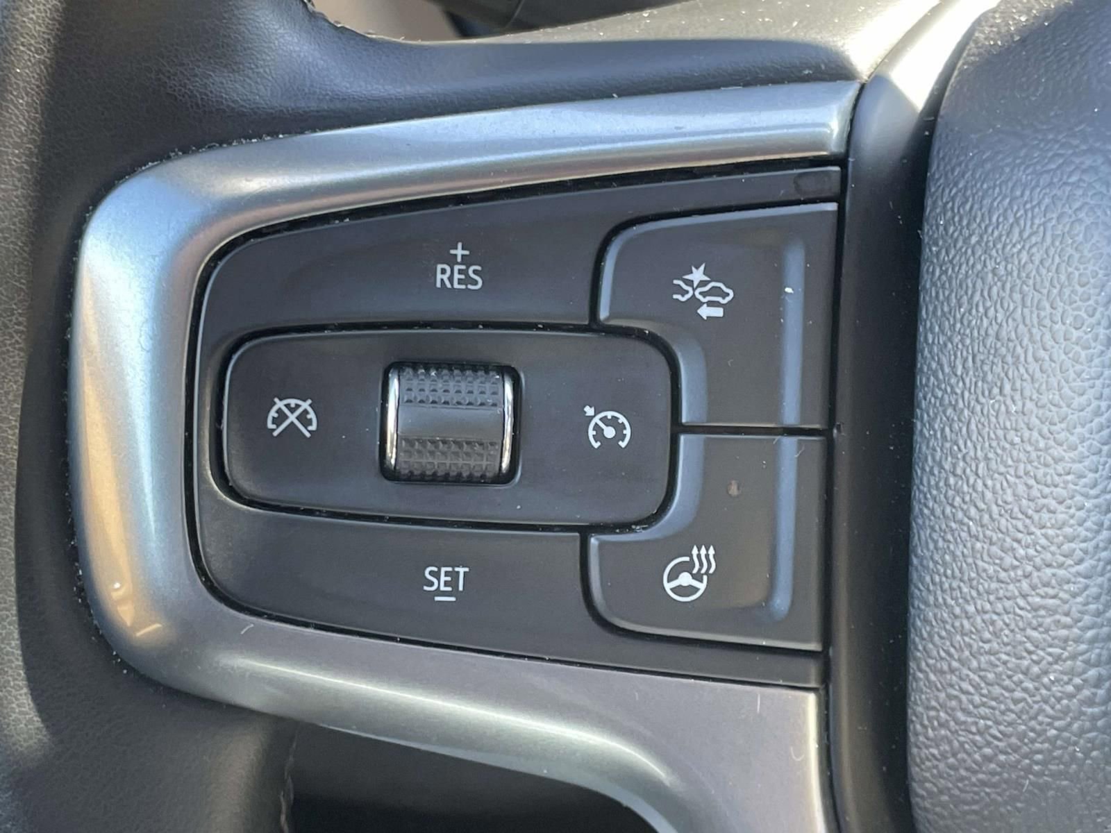 Used 2024 Chevrolet Tahoe Premier image 23