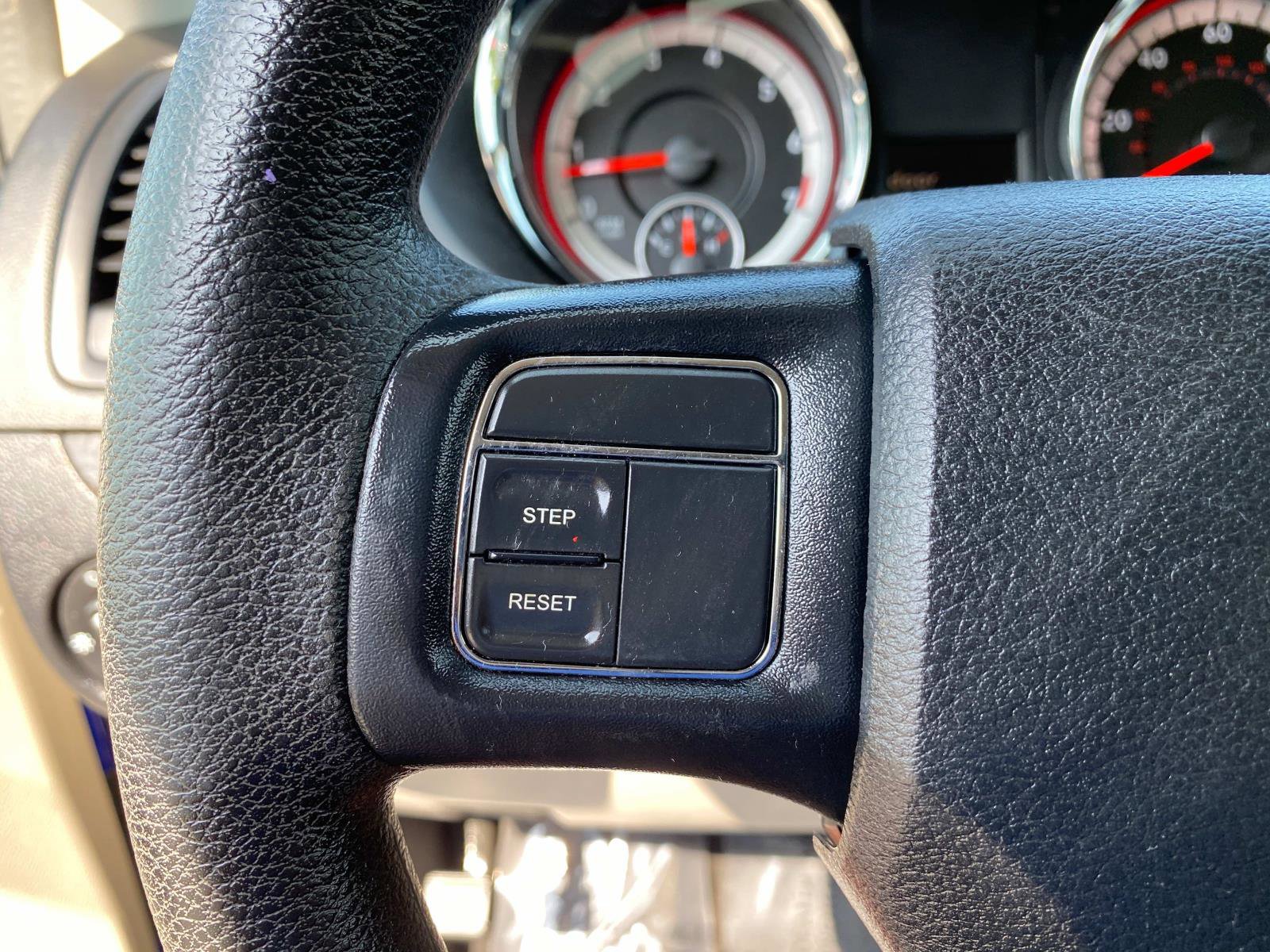 Used 2019 Dodge Grand Caravan SE image 16