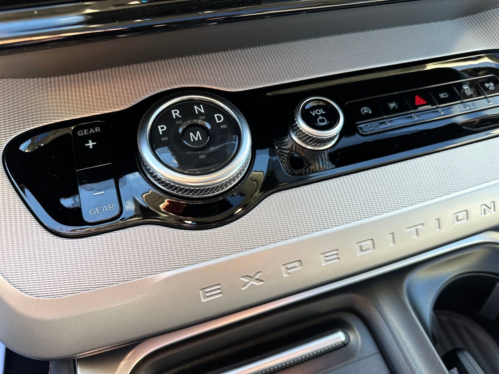 New 2025 Ford Expedition Max Active RWD image 24