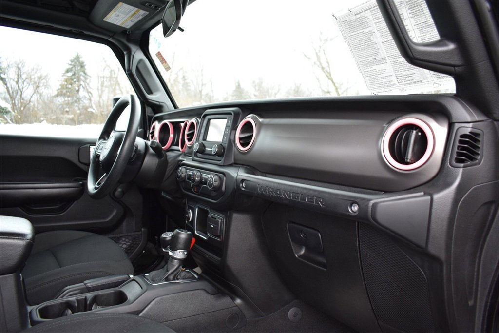 Used 2021 Jeep Wrangler Unlimited Sport image 29