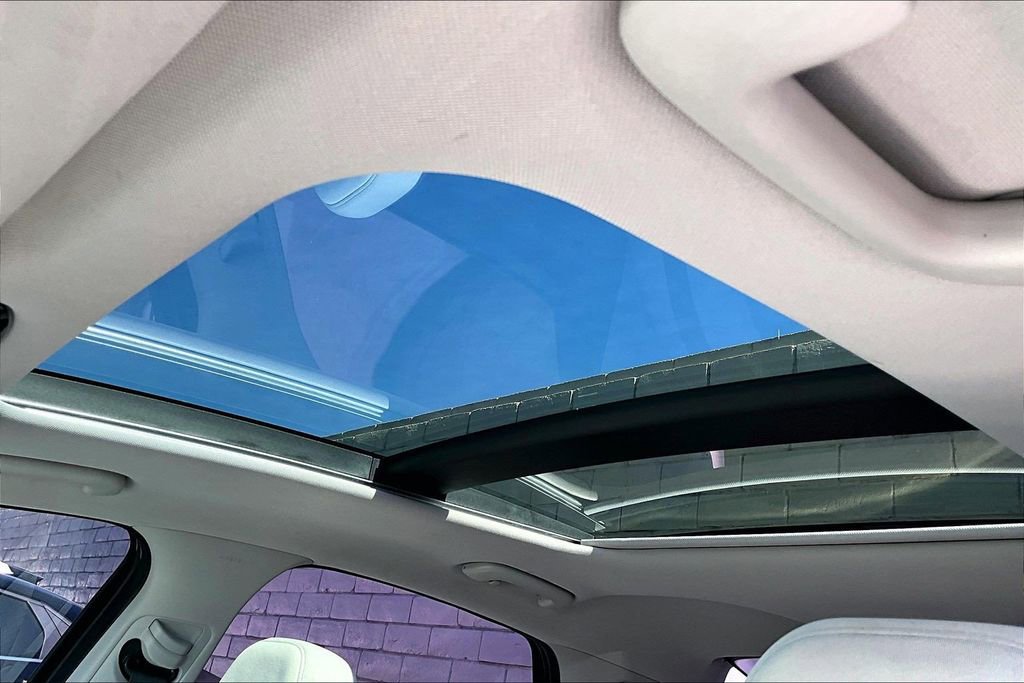 Certified 2024 Hyundai Sonata SEL w/ Convenience Package image 12