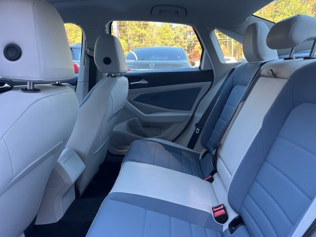 New 2026 Volkswagen Jetta SE FWD image 12