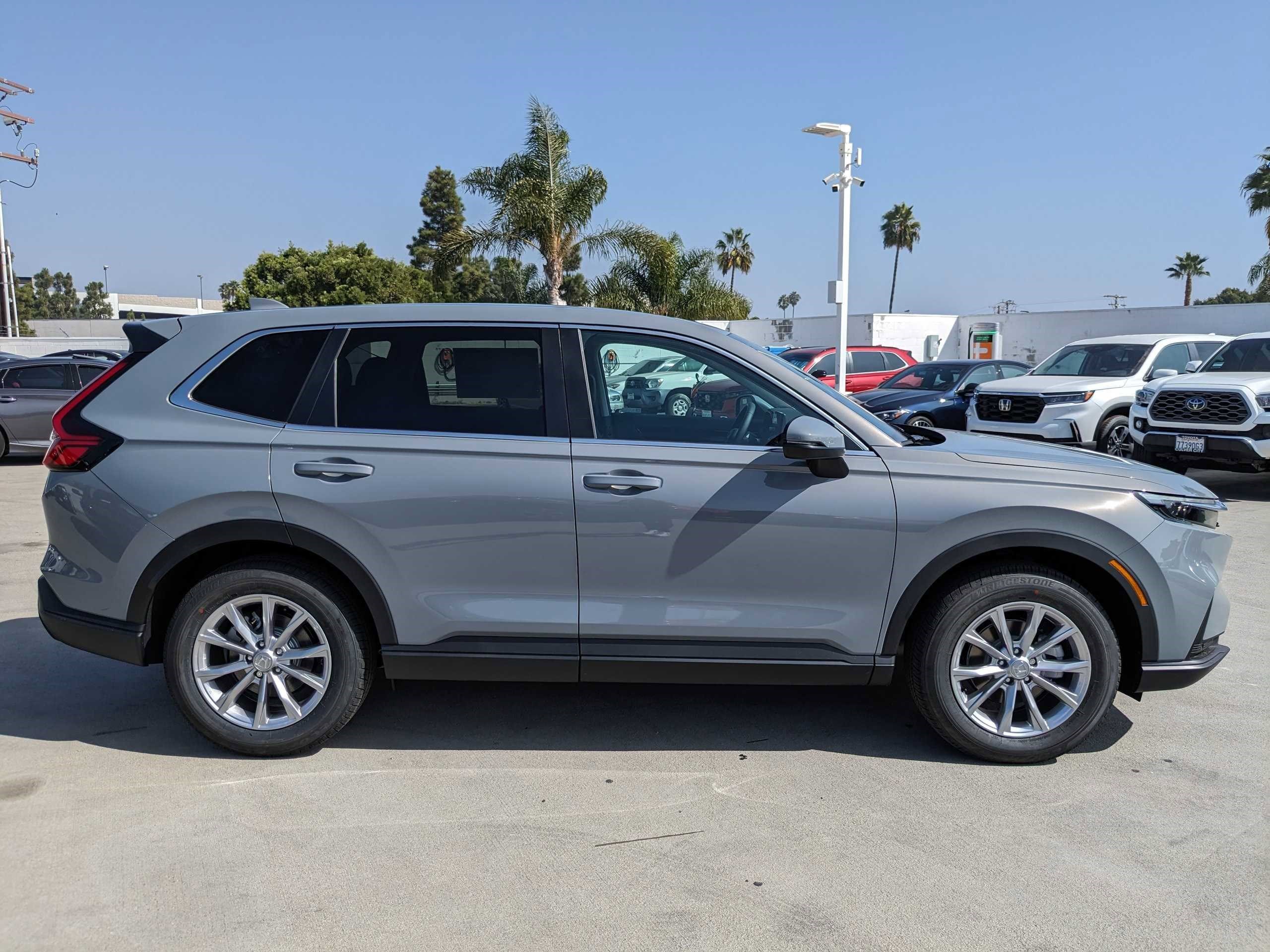 New 2025 Honda CR-V EX-L image 2