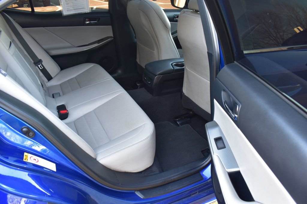 Used 2016 Lexus IS 200t 4dr Sedan w/ F Sport Package image 24